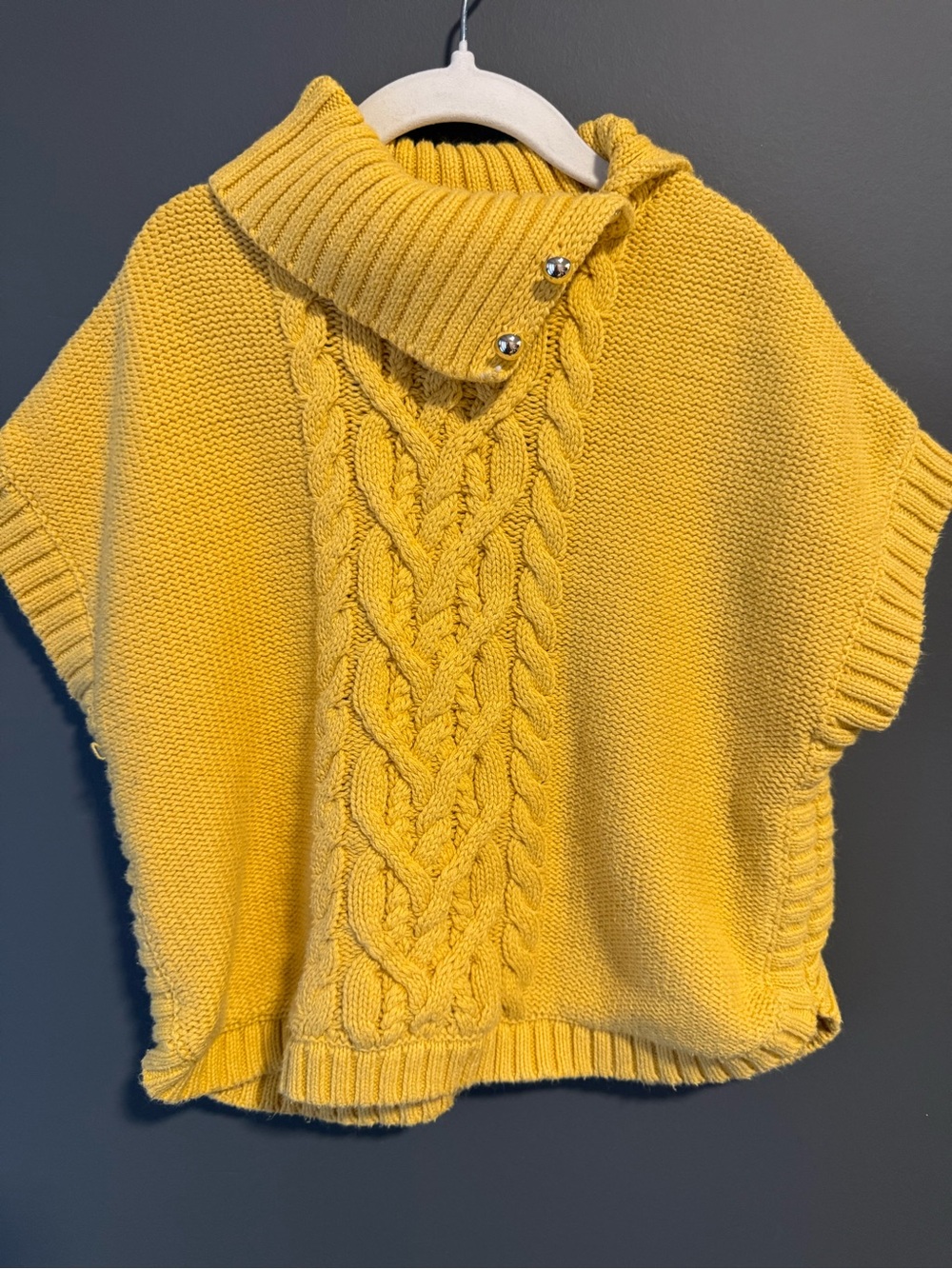 Girl’s Size 6 Yellow Cable-Knit Short-Sleeve Sweater Poncho